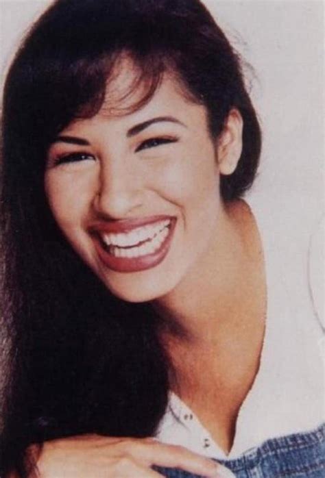 5 Things You Didn’t Know about Selena Quintanilla