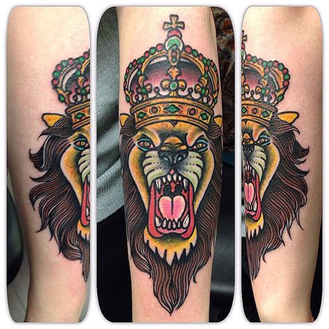 55 Best King And Queen Crown Tattoo   Designs & Meanings ...