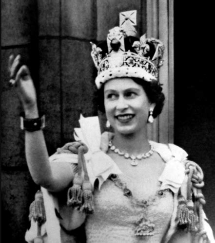 6 Febrero 1952 Isabel II se convierte en Reina de ...