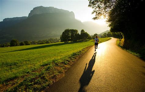 8 Ways to Become a Morning Runner | Runner s World
