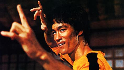 A história de Bruce Lee: vida, glória e morte do mito ...
