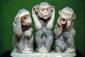 A MÍ ME DA MIEDO: Los tres monos sabios