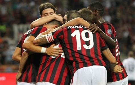 AC Milan transfer news: Dembele eyed, Gomez for €10m