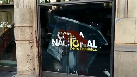 Acto vandálico en la sede de la Crida Nacional