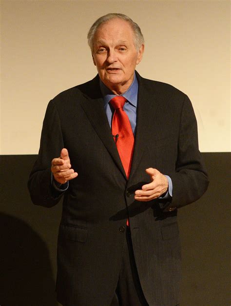 Actor Alan Alda net worth, awards. What he owns?