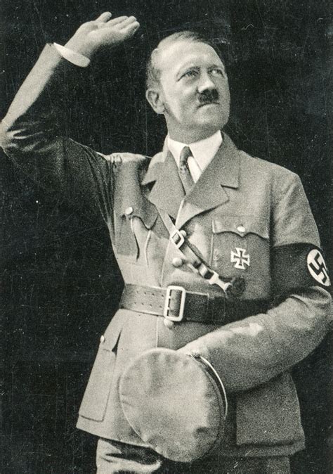 Adolf Hitler. Hoy 20 de Abril de 1889 nace en Brannau ...