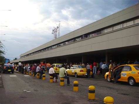Aeropuerto Internacional Alfonso Bonilla Aragón  CLO ...