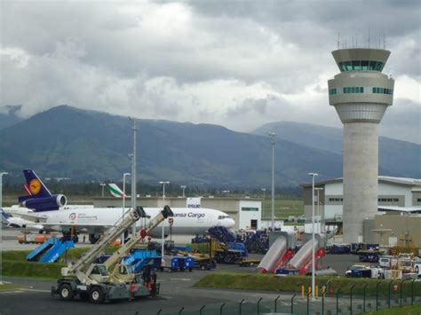 Aeropuerto Internacional de Quito  UIO    Aeropuertos.Net