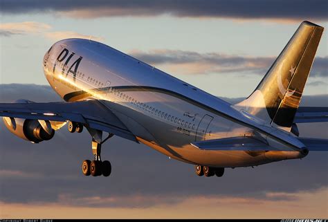 Airbus A310 308   Pakistan International Airlines   PIA ...