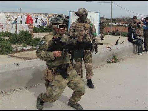 Airsoft DPA Partida Rampage 2013.04.07 en El Cortijo ...