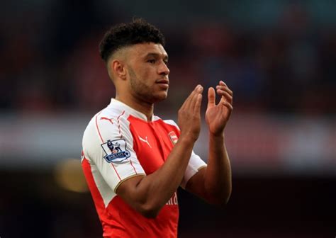 Alex Oxlade Chamberlain: Liverpool considering a move for ...