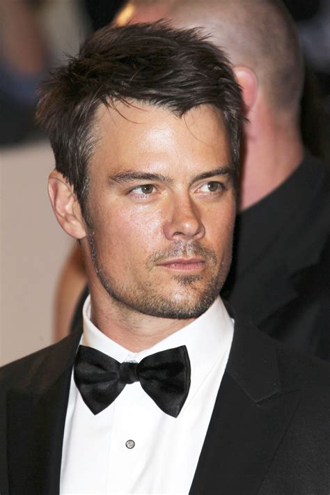 All About Celebrity: Josh Duhamel Height,Weight And Body ...
