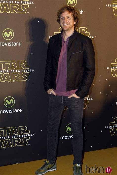 Álvaro de la Lama en el estreno de  Star Wars: El ...