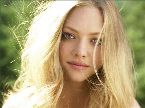 Amanda Seyfried   Amanda Seyfried Wallpaper  28154671 ...