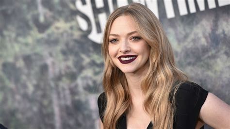 Amanda Seyfried Just Got Very Real About Breastfeeding