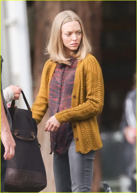 Amanda Seyfried Supports Message About Beauty Standards on ...