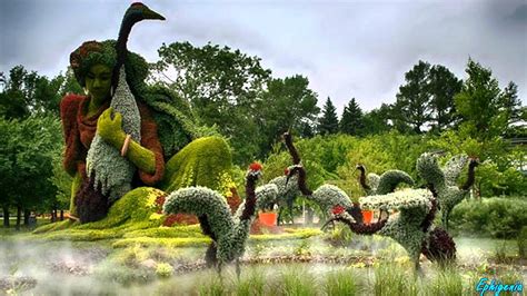 Amazing Living Sculptures at Montreal Botanical Garden I ...