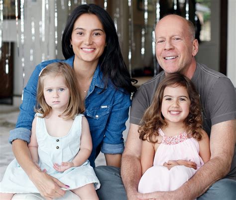 America’s action star Bruce Willis and his family | Bruce ...