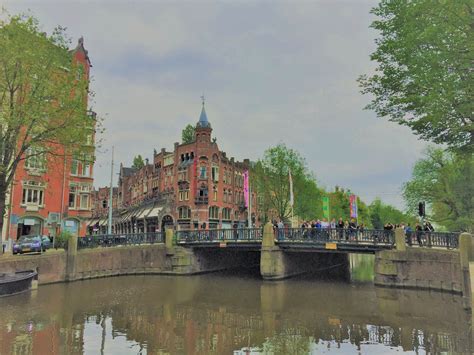 Amsterdam capital de Holanda o países bajos una ciudad ...