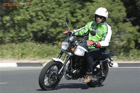 Análisis de Mash Seventy Five: otra moto china 125  retro ...