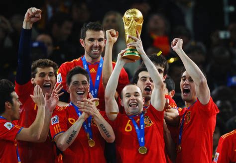 Andres Iniesta Photos Photos   Netherlands v Spain: 2010 ...