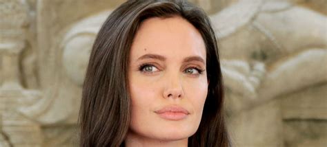 Angelina Jolie reemplazó a Brad Pitt   Gamba FM
