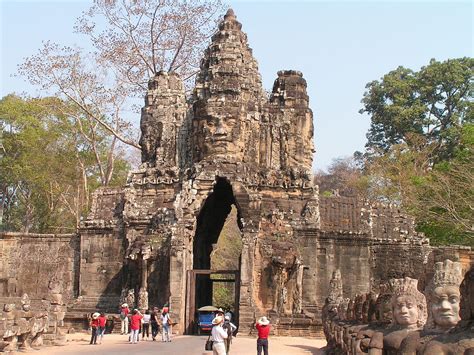 Angkor Thom – Wikipedia