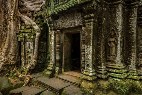 Angkor Wat in Cambodia: Tips and Guide