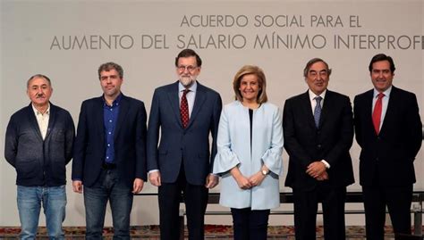 ANTENA 3 TV | Rajoy firma con los agentes sociales el ...