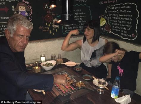 Anthony Bourdain kisses Asia Argento | Daily Mail Online