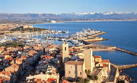 Antibes, the perfect city for learning French