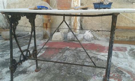 antigua mesa modernista hierro fundido o forja   Comprar ...