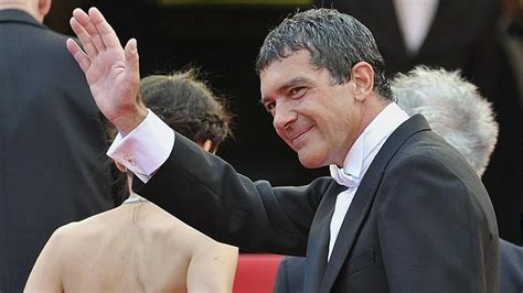 Antonio Banderas: «Tuve un tumor en la espalda con el ...