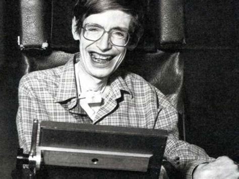 Apple le dio la voz a Stephen Hawking | El Dictamen