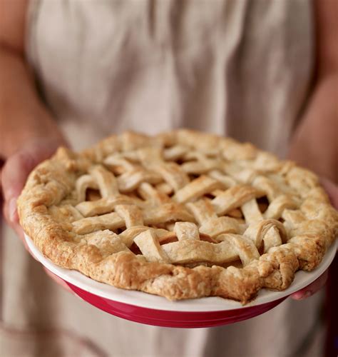 Apple Pie History and Recipes   New England Today