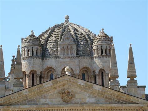 Archivo:Zamora catedral 01 cupula romanica lou.JPG ...