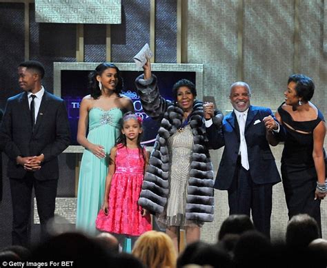 Aretha Franklin wants  record deal for family members  for ...