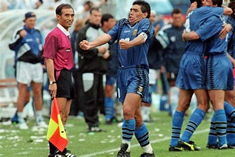 Argentina vs. Grecia en el Mundial 1994.   01/10/2013   Olé
