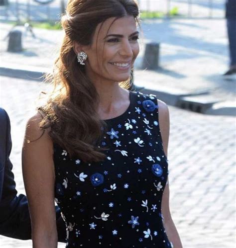 Argentinian First Lady Juliana Awada. Dress, Maia Bergman ...