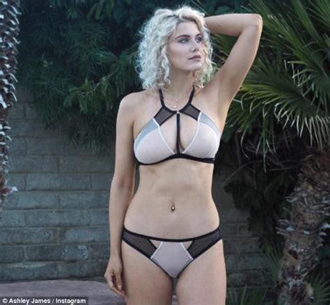 Ashley James NAKED in bath after losing luggage | Daily ...