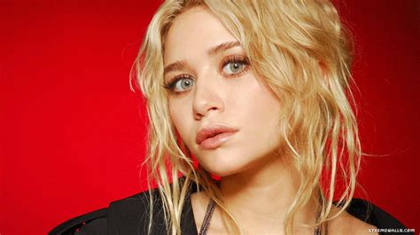 Ashley Olsen Wallpapers Images Photos Pictures Backgrounds