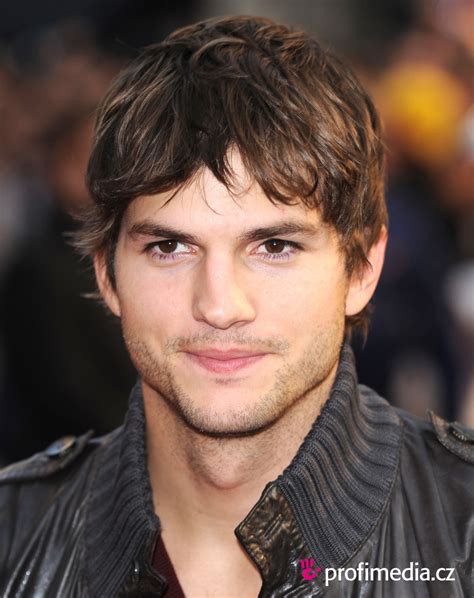 Ashton Kutcher : bientôt le célibataire d Hollywood le ...