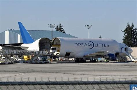 Así es uno de los mayores aviones de carga del mundo que ...