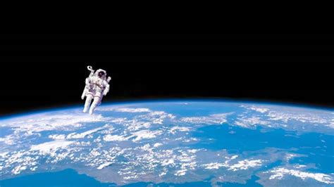 Astronautas leerán cuentos para niños desde el espacio ...