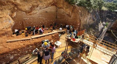 Atapuerca archaeological site: monuments in Atapuerca ...
