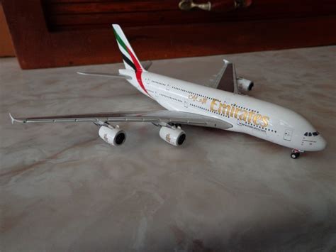 Avion Airbus A380 800 De Emirates Escala 1:400 Gemini Jets ...