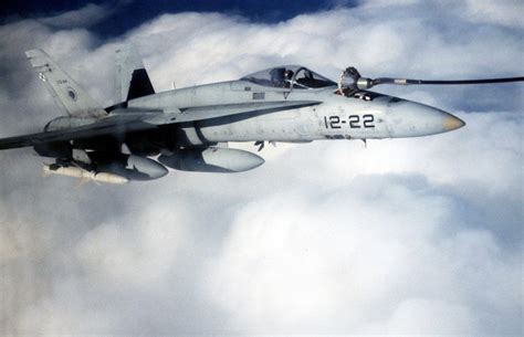 AVIONES DE COMBATE: F/A 18 Hornet Españoles