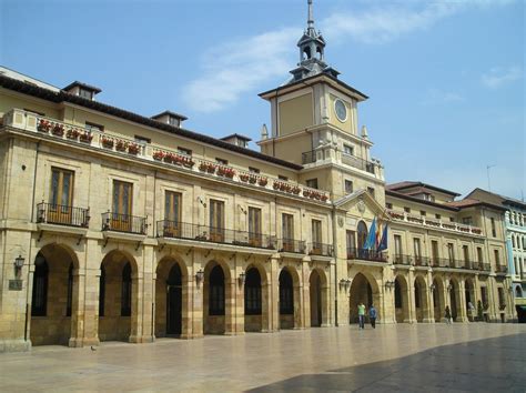 Ayuntamiento de Oviedo  1650