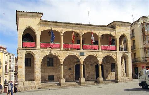Ayuntamiento Viejo de Zamora en Zamora: 1 opiniones y 15 fotos