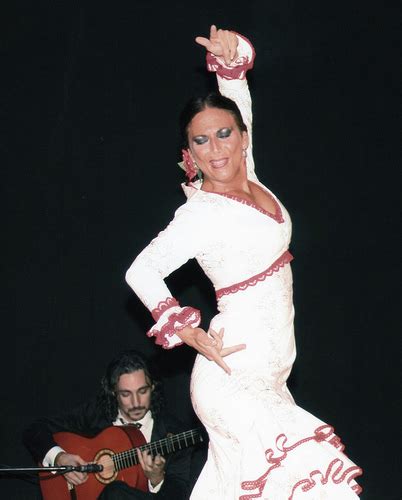 BAILAORES/AS | Flamencoole